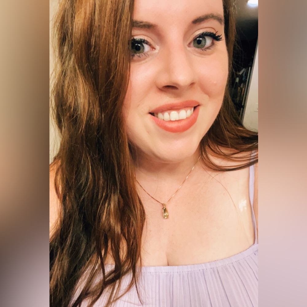Meet your Posher, Ashley